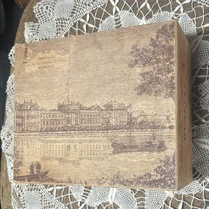 Vintage Wooden Box with Henkel Design